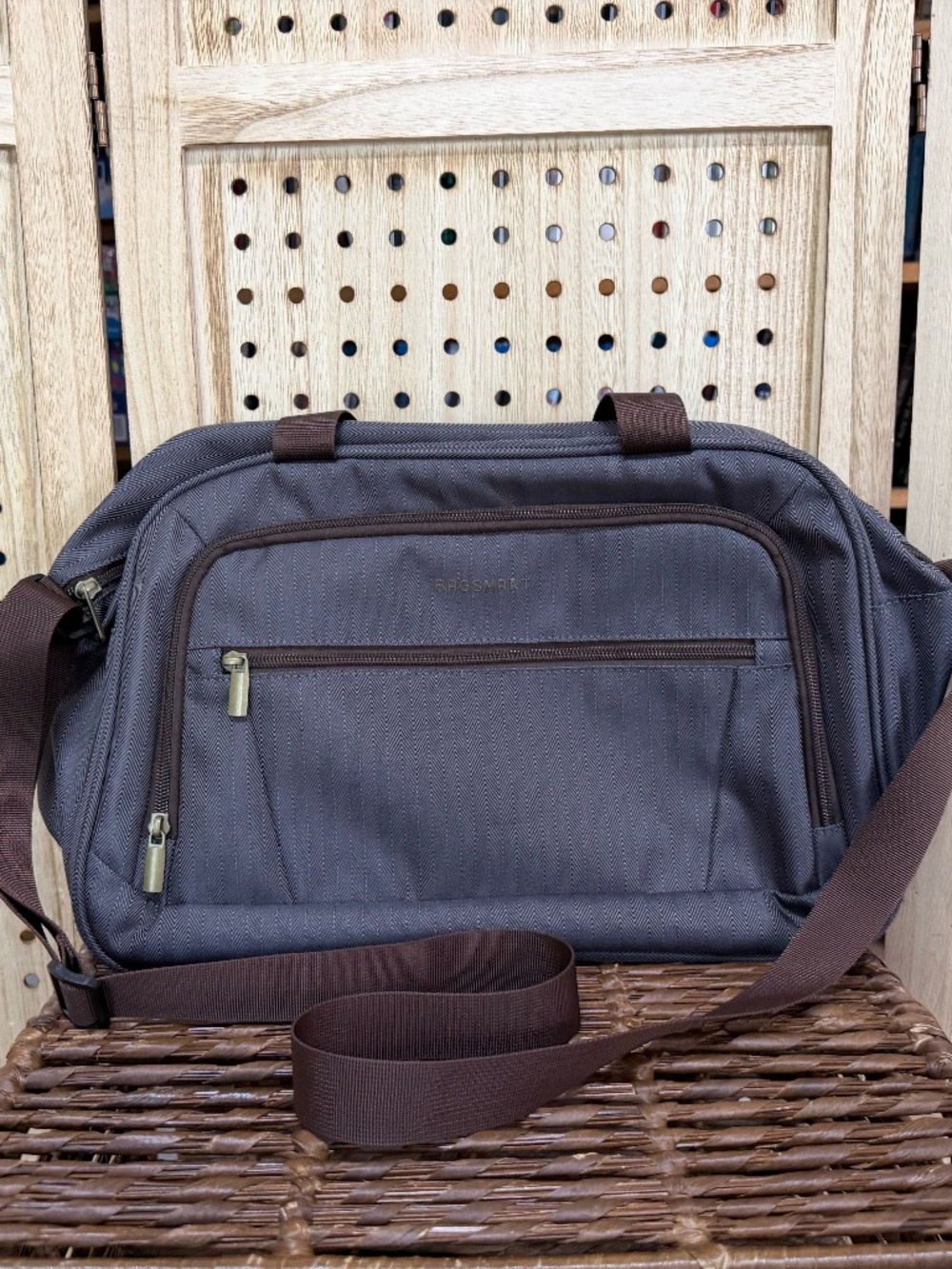 BAGSMART Travel Duffel Carry On Bag Brown Weekend Gym Overnight
